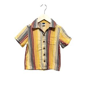 ⭐️ 5/$30 Old Navy Kids SS Button Shirt size 3T